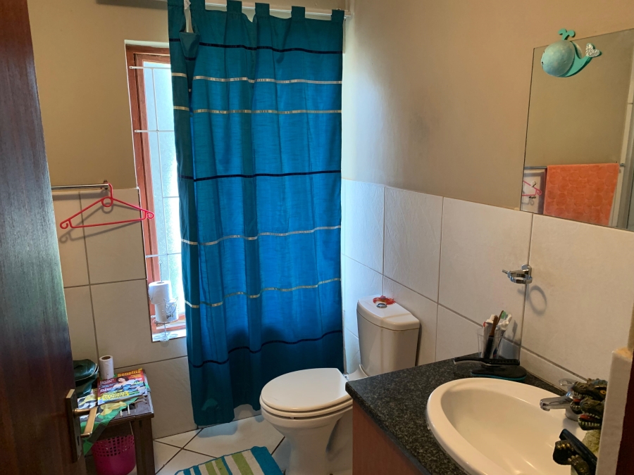 To Let 3 Bedroom Property for Rent in Melodie North West